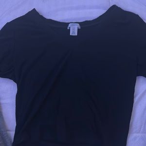 Black, short sleeve top
